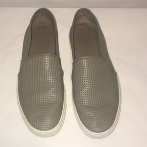 Perforated Leather Sneakers👟🖤